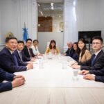 Cristina Kirchner recibió a una delegación de funcionarios chinos